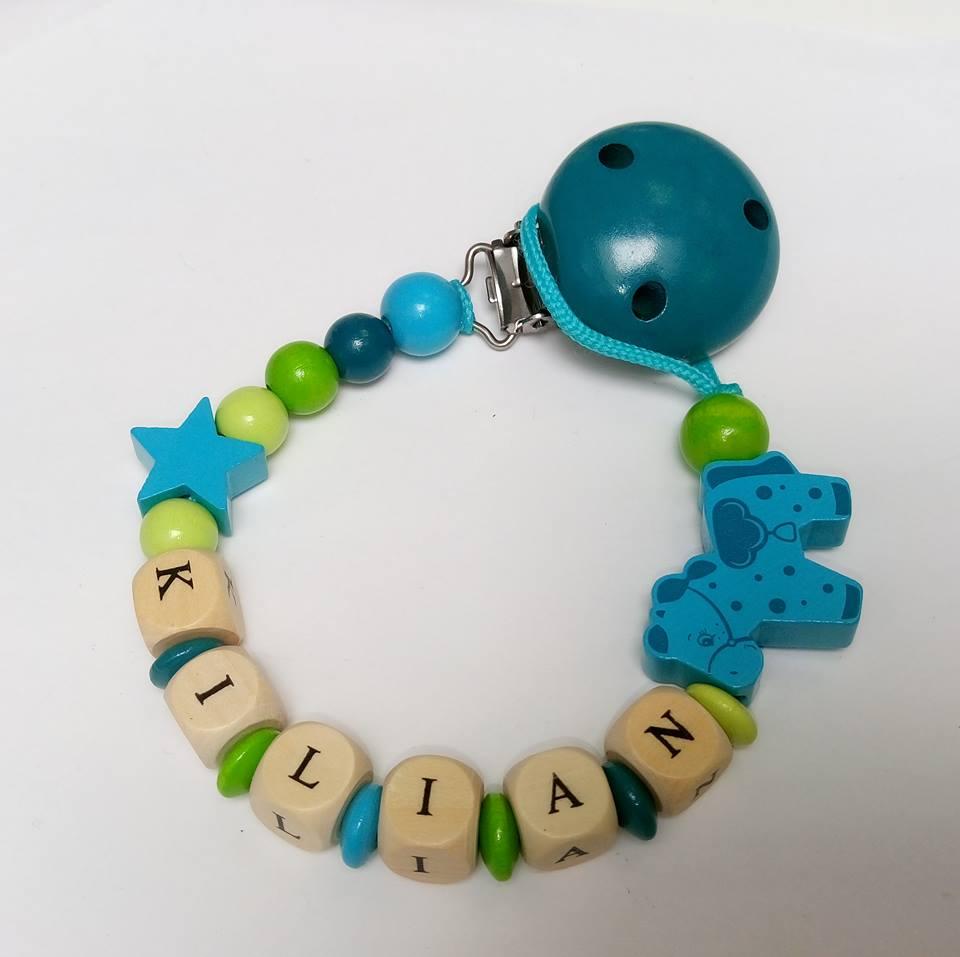 Schnullerkette mit Holzbuchstaben und 2 Motiven